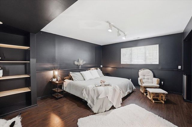 4083 Westover Drive, Crown Point, IN 46307