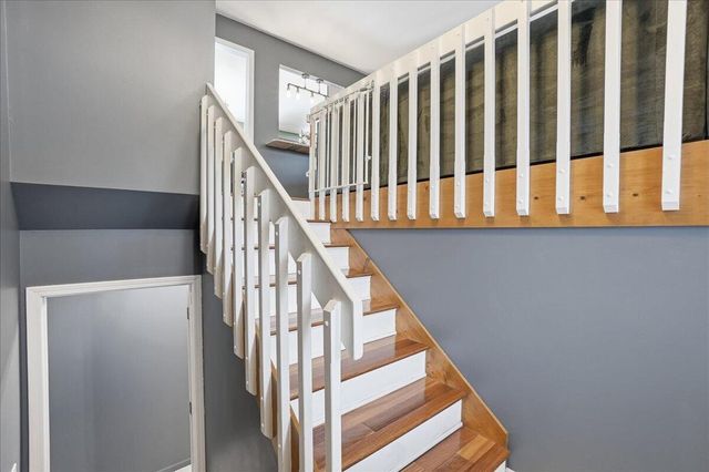 4083 Westover Drive, Crown Point, IN 46307