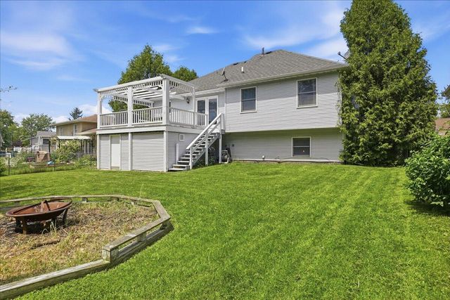 4083 Westover Drive, Crown Point, IN 46307