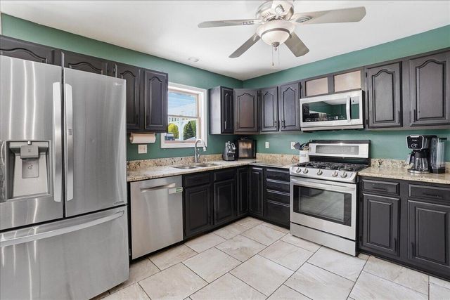 4083 Westover Drive, Crown Point, IN 46307