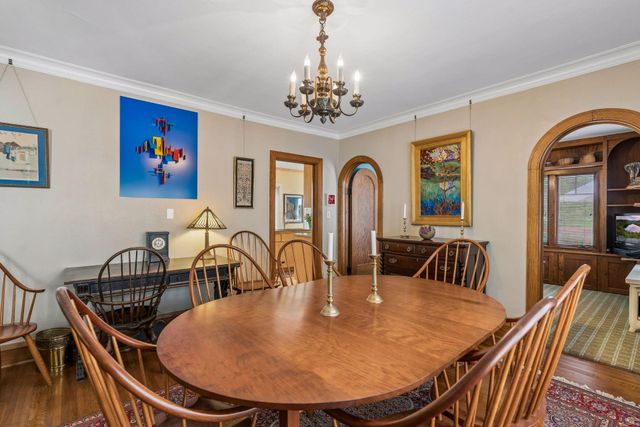 4904 Thomas Avenue S, Minneapolis, MN 55410