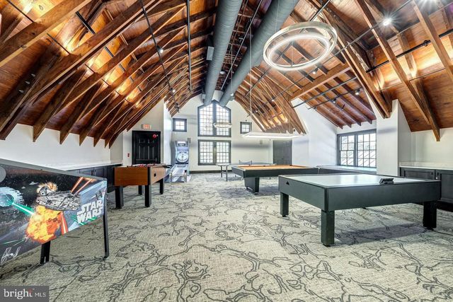 43837 RIVERPOINT DR, Leesburg, VA 20176