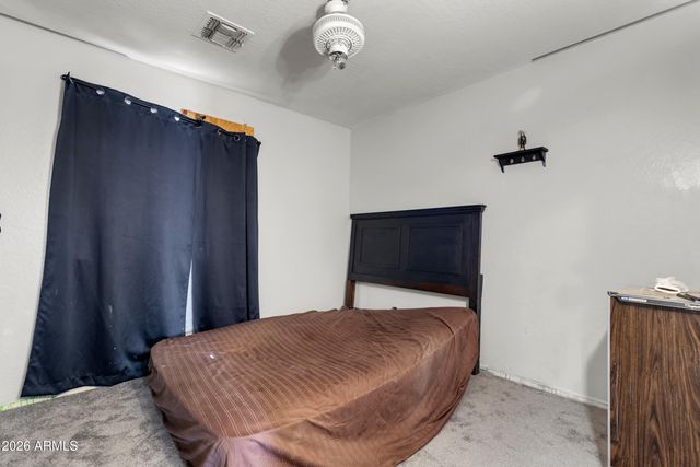 3233 W HUNTINGTON Drive, Phoenix, AZ 85041