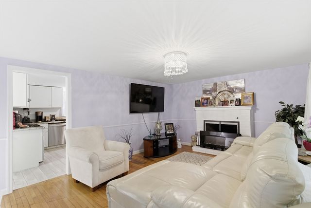 762 W Yarmouth, Yarmouth, MA 02675