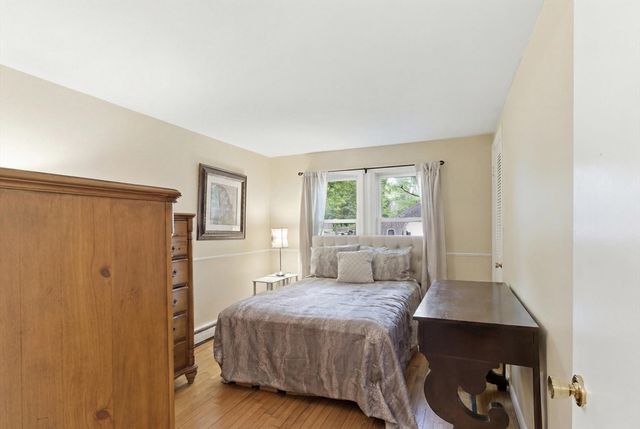 762 W Yarmouth, Yarmouth, MA 02675
