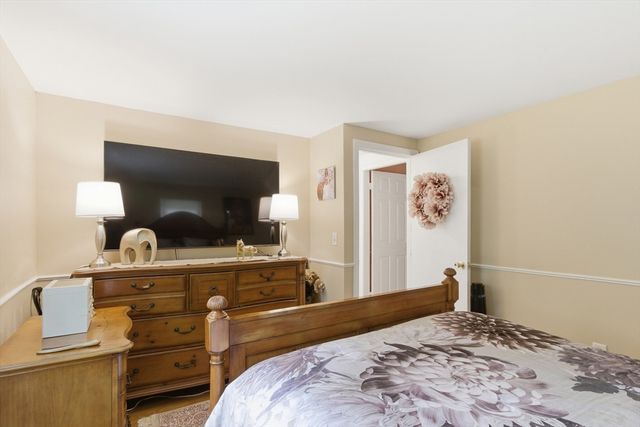 762 W Yarmouth, Yarmouth, MA 02675