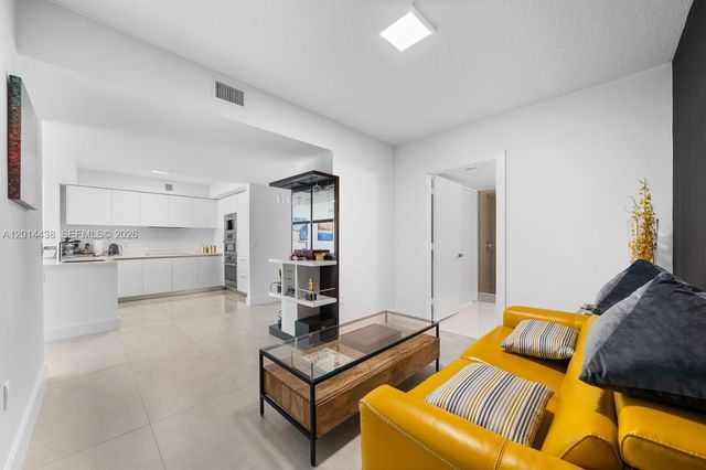 300 Sunny Isles Blvd 4-1603, Sunny Isles Beach, FL 33160