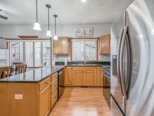 1321 Dancing Bear Lane, Elgin, IL 60120