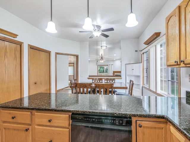 1321 Dancing Bear Lane, Elgin, IL 60120