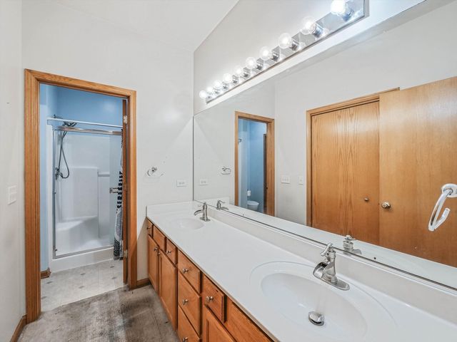 1321 Dancing Bear Lane, Elgin, IL 60120