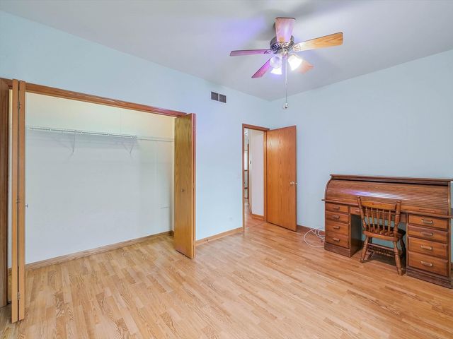 1321 Dancing Bear Lane, Elgin, IL 60120