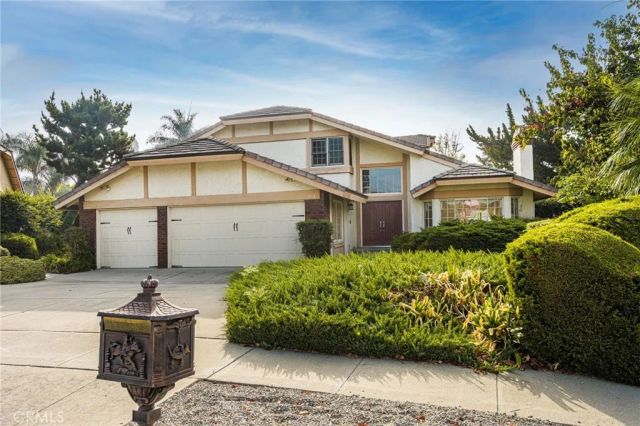 1718 Redwood Way, Upland, CA 91784
