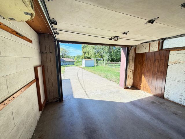 430 11th Avenue NW, New Brighton, MN 55112