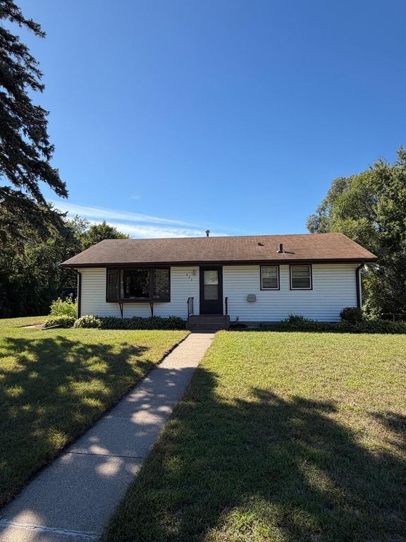 430 11th Avenue NW, New Brighton, MN 55112 — exterior