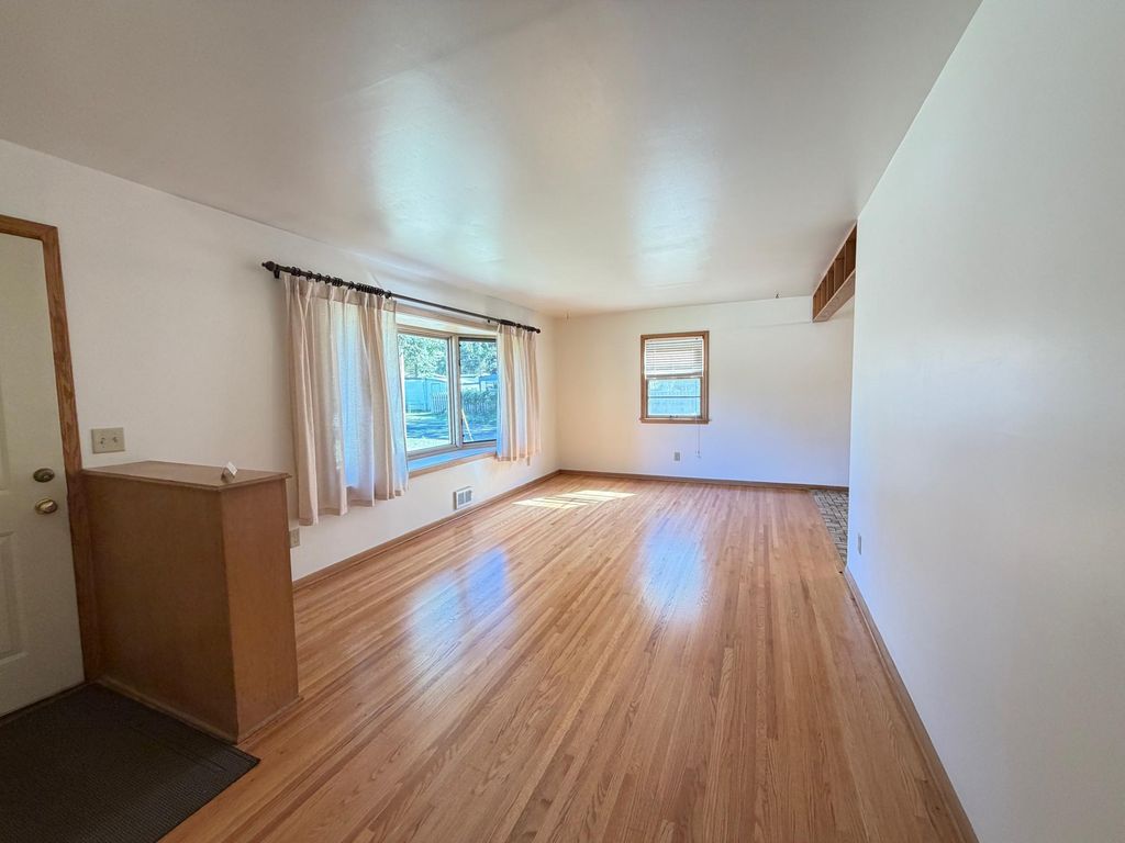 430 11th Avenue NW, New Brighton, MN 55112 — photo 5