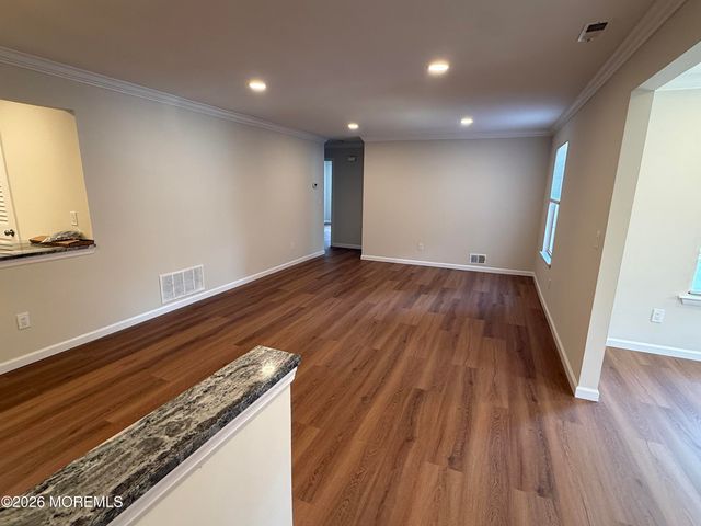 709 Zlotkin Circle 6, Freehold, NJ 07728