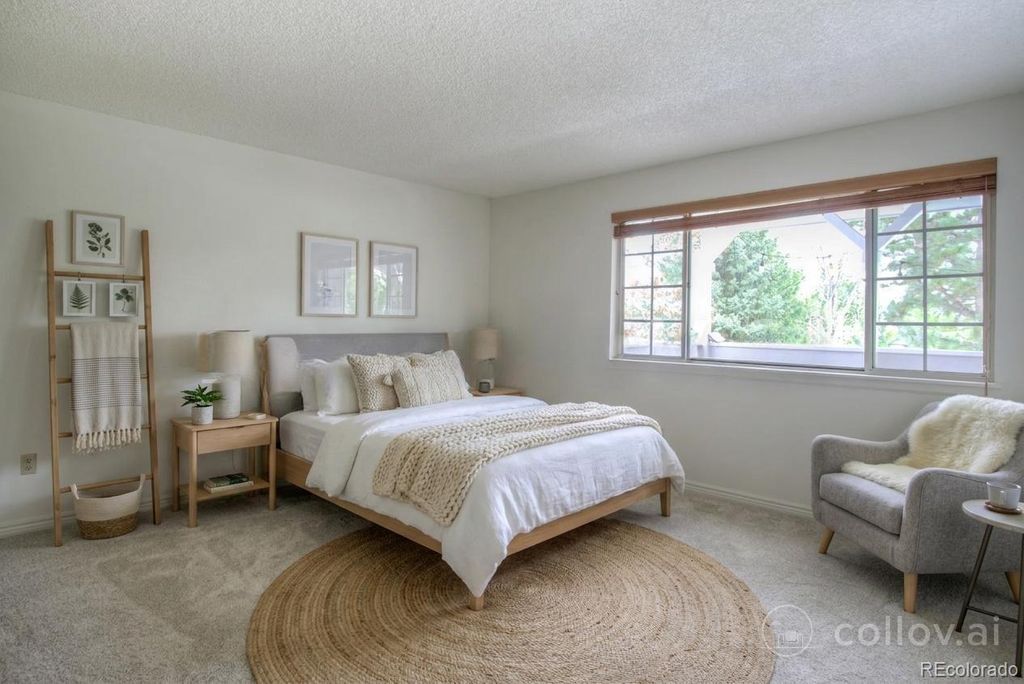 Image 15 of property listing at 10385 Red Mountain, Littleton, CO 80127