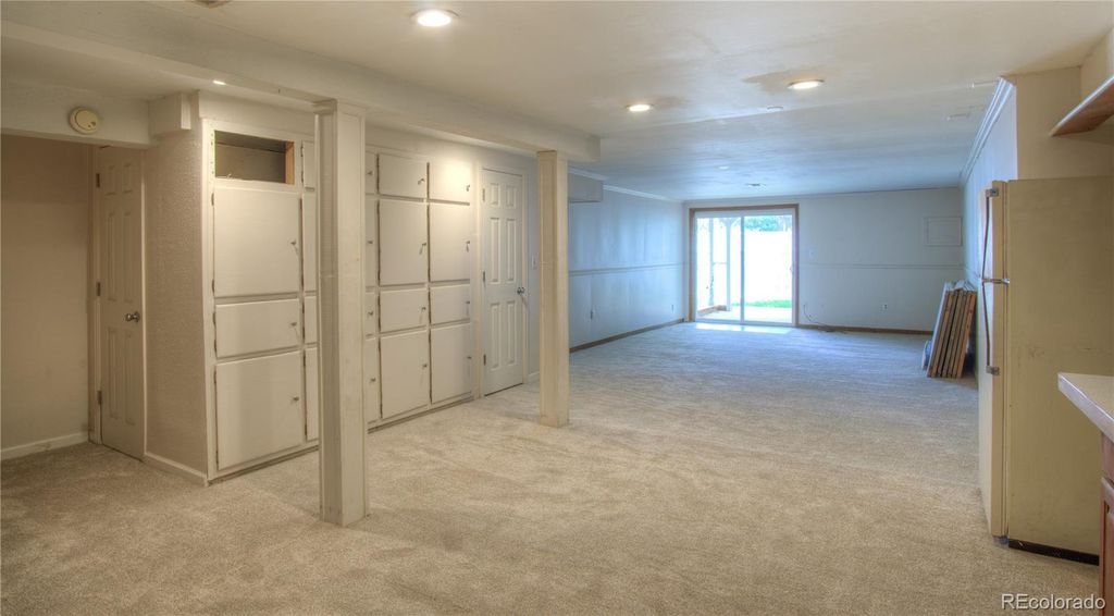 Image 34 of property listing at 10385 Red Mountain, Littleton, CO 80127