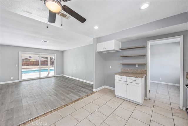 7508 Glider, Hesperia, CA 92345
