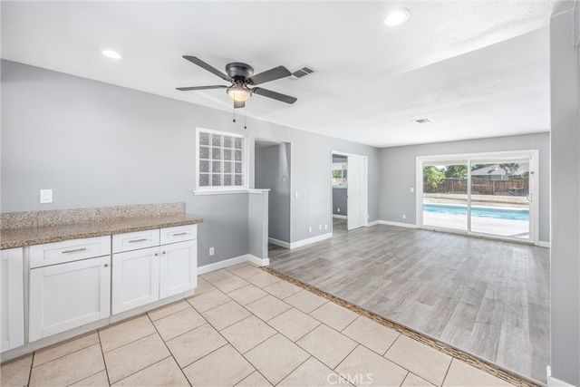 7508 Glider, Hesperia, CA 92345