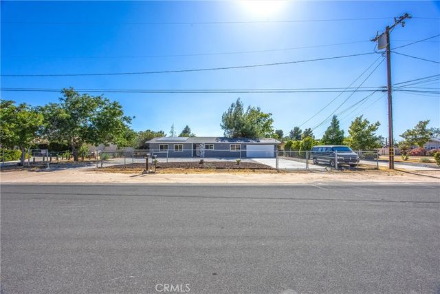 7508 Glider, Hesperia, CA 92345