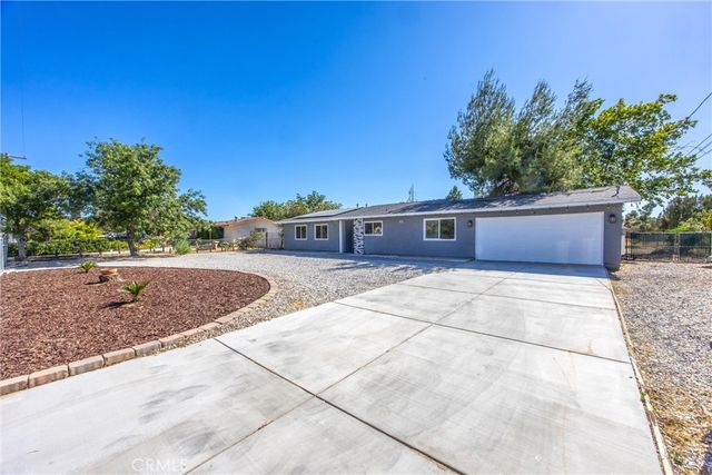 7508 Glider, Hesperia, CA 92345