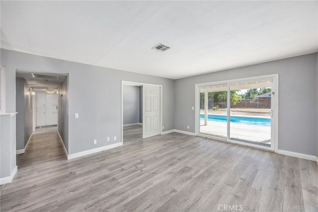 7508 Glider, Hesperia, CA 92345