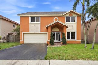 1421 SW 97th Avenue, Pembroke Pines, FL 33025