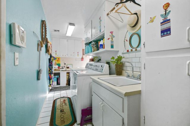 1603 Silkwood Dr, Modesto, CA 95350