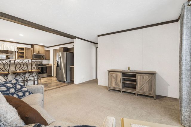 22227 Doe Run Trail, Wheatland, MO 65779