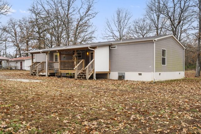 22227 Doe Run Trail, Wheatland, MO 65779