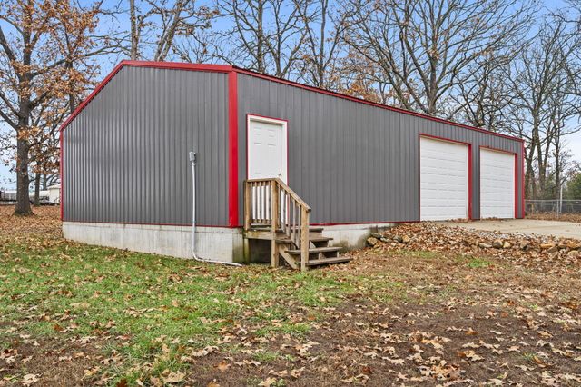 22227 Doe Run Trail, Wheatland, MO 65779