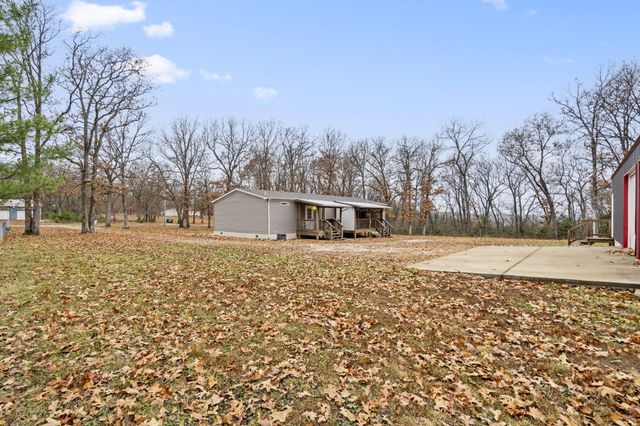 22227 Doe Run Trail, Wheatland, MO 65779