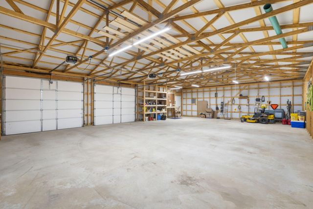 22227 Doe Run Trail, Wheatland, MO 65779