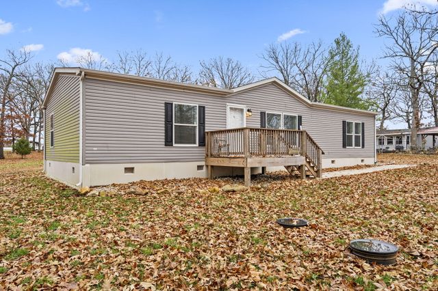 22227 Doe Run Trail, Wheatland, MO 65779