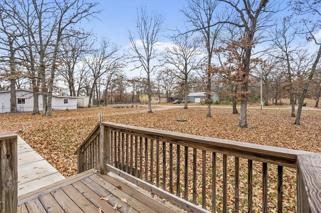 22227 Doe Run Trail, Wheatland, MO 65779