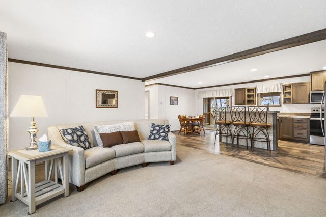 22227 Doe Run Trail, Wheatland, MO 65779