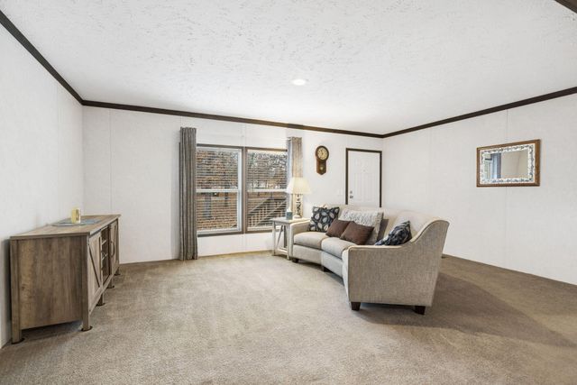 22227 Doe Run Trail, Wheatland, MO 65779