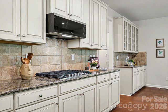 824 Abbeywood Drive, Waxhaw, NC 28173