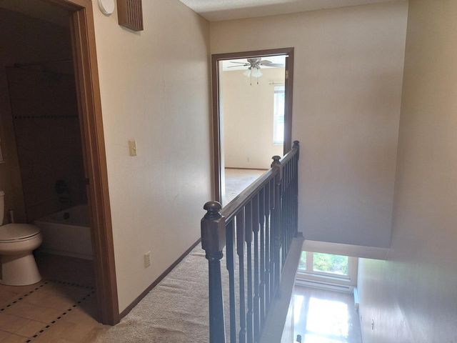 908 12th AVENUE S, Onalaska, WI 54650