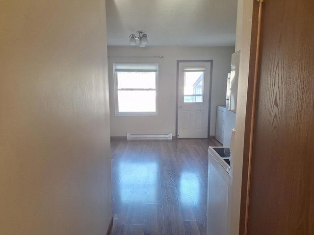 908 12th AVENUE S, Onalaska, WI 54650