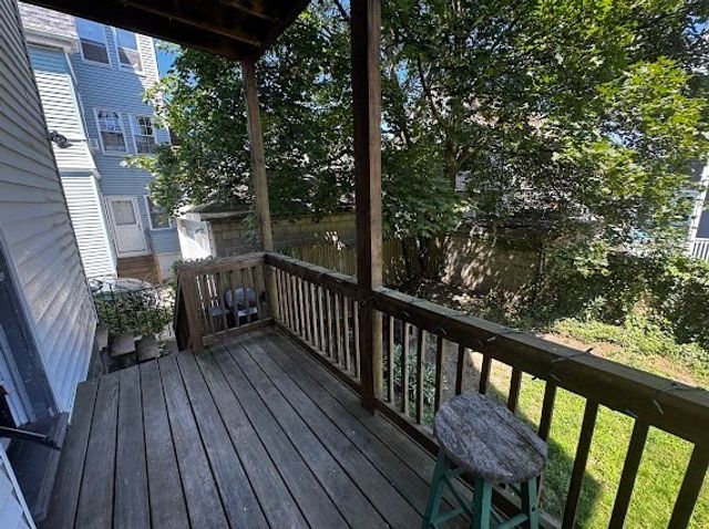 17 Princeton St 1, Medford, MA 02155