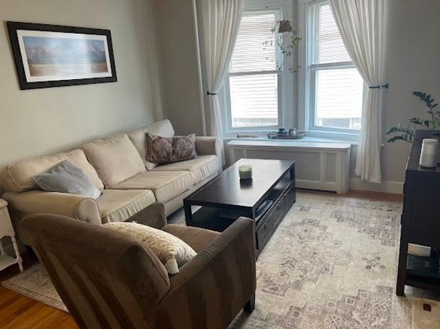 17 Princeton St 1, Medford, MA 02155