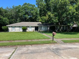 1700 Baptiste Street, Pascagoula, MS 39581