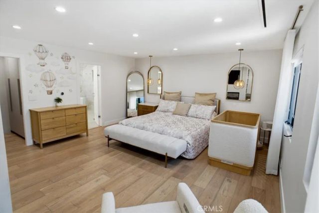 4342 Noble Avenue, Sherman Oaks, CA 91403