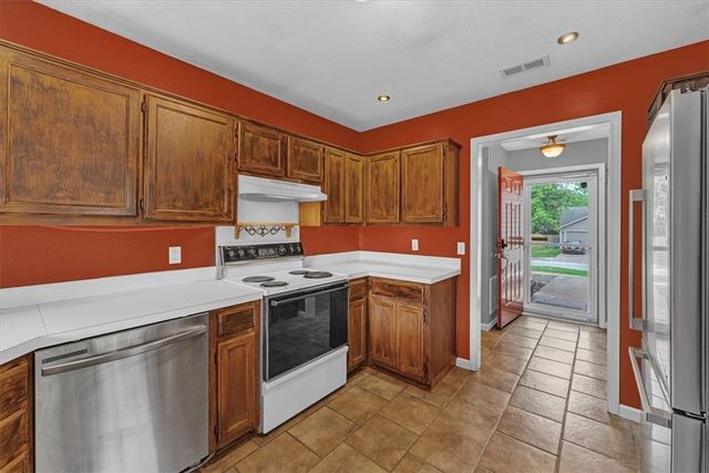 3454 W Yale Street, Fayetteville, AR 72704