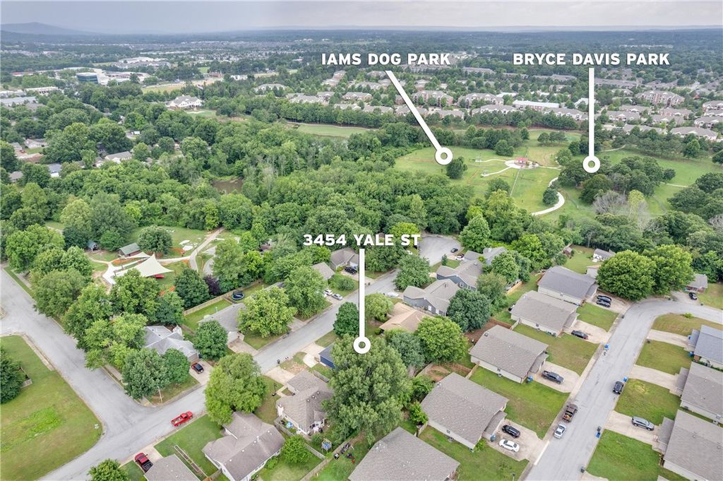 3454 W Yale Street, Fayetteville, AR 72704