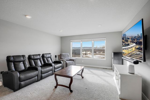 6550 Janero Bay, Cottage Grove, MN 55016