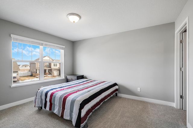 6550 Janero Bay, Cottage Grove, MN 55016