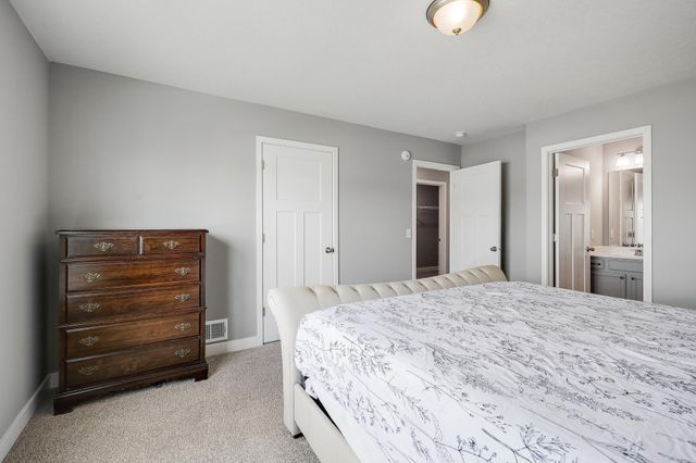 6550 Janero Bay, Cottage Grove, MN 55016